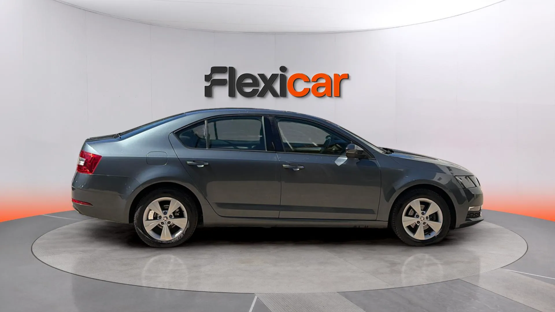 Škoda Octavia 1.6 TDI Like - foto 5