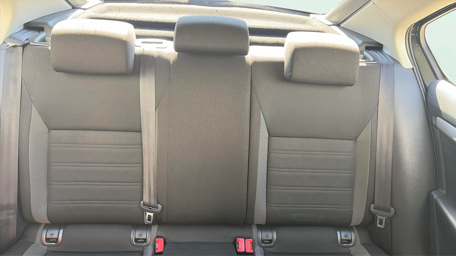 Škoda Octavia 1.6 TDI Like - foto 14
