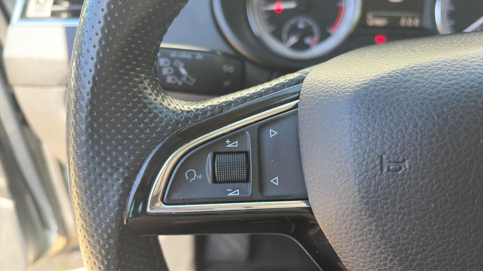 Škoda Octavia 1.6 TDI Like - foto 34