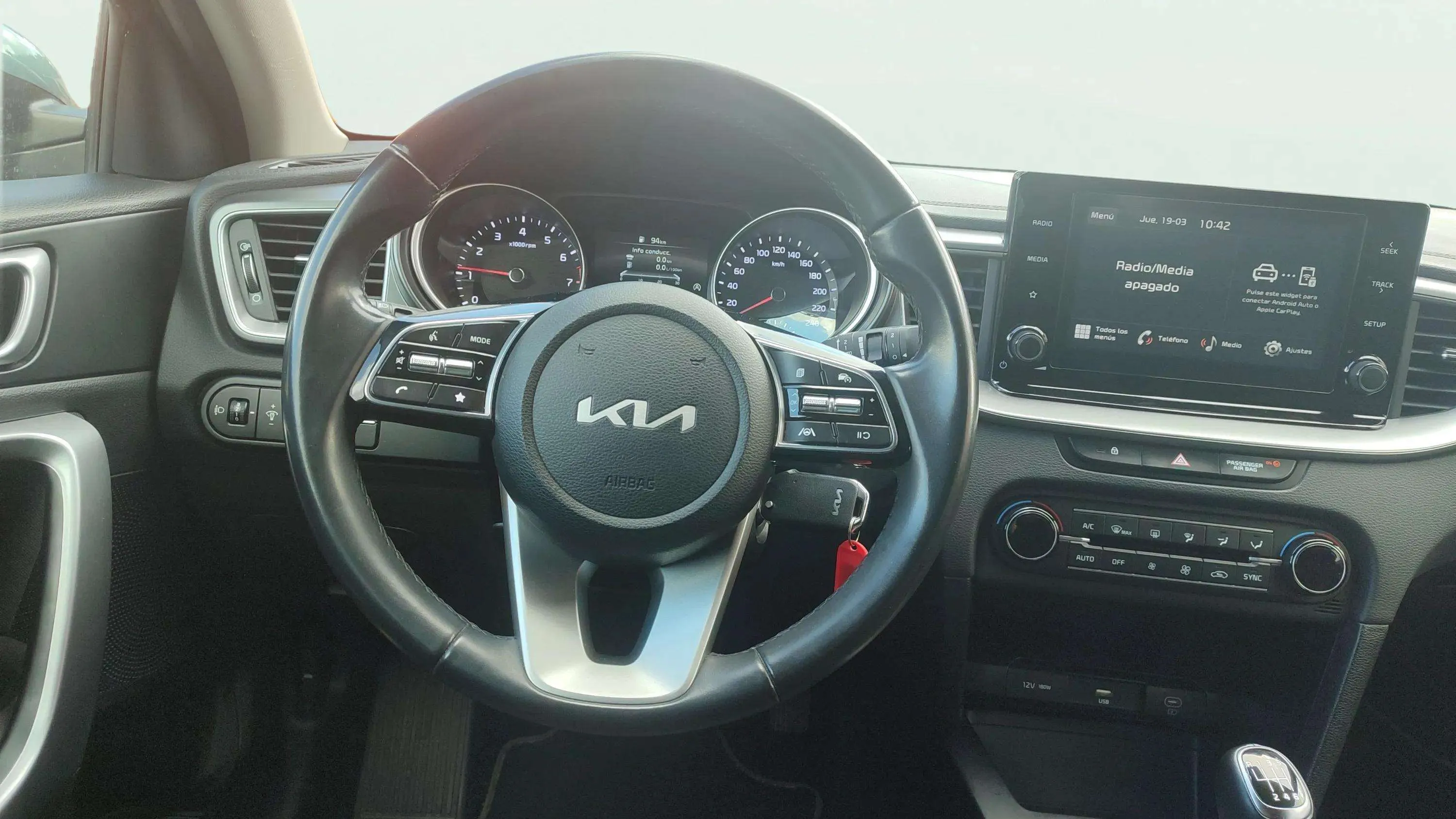 Kia Ceed 1.0 T-GDi Concept - foto 8