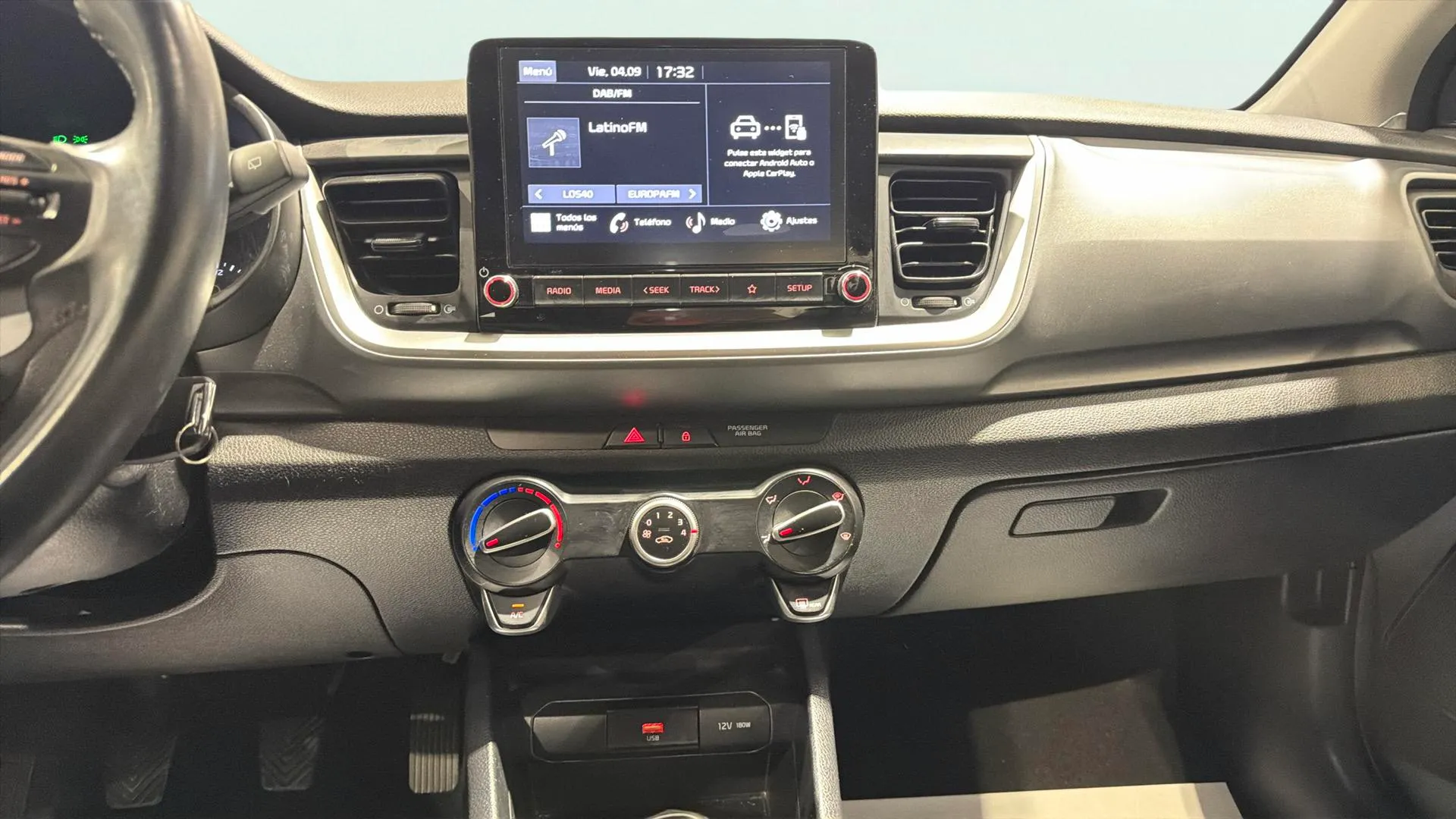 Kia Stonic 1.0 T-GDi MHEV iMT Drive - foto 12