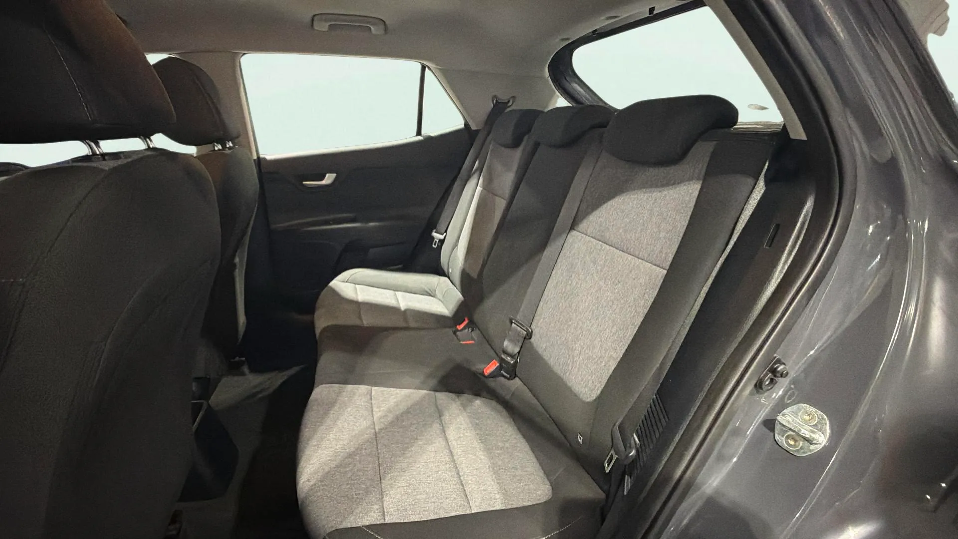 Kia Stonic 1.0 T-GDi MHEV iMT Drive - foto 17