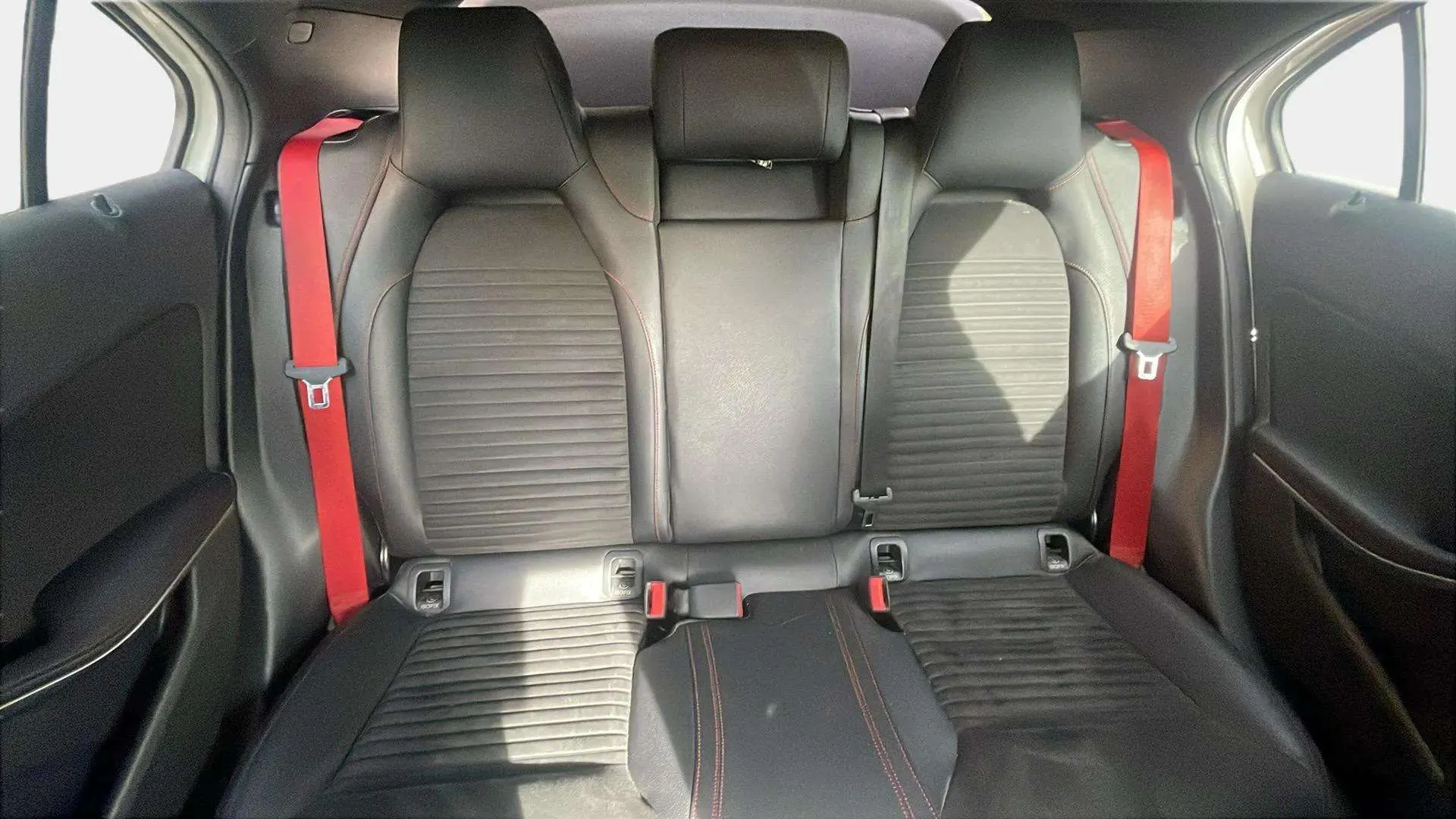 Mercedes-Benz Clase A Mercedes-AMG A 45 4MATIC - foto 32