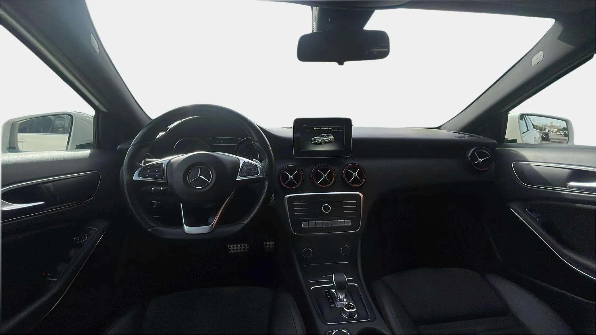 Mercedes-Benz Clase A Mercedes-AMG A 45 4MATIC - foto 25