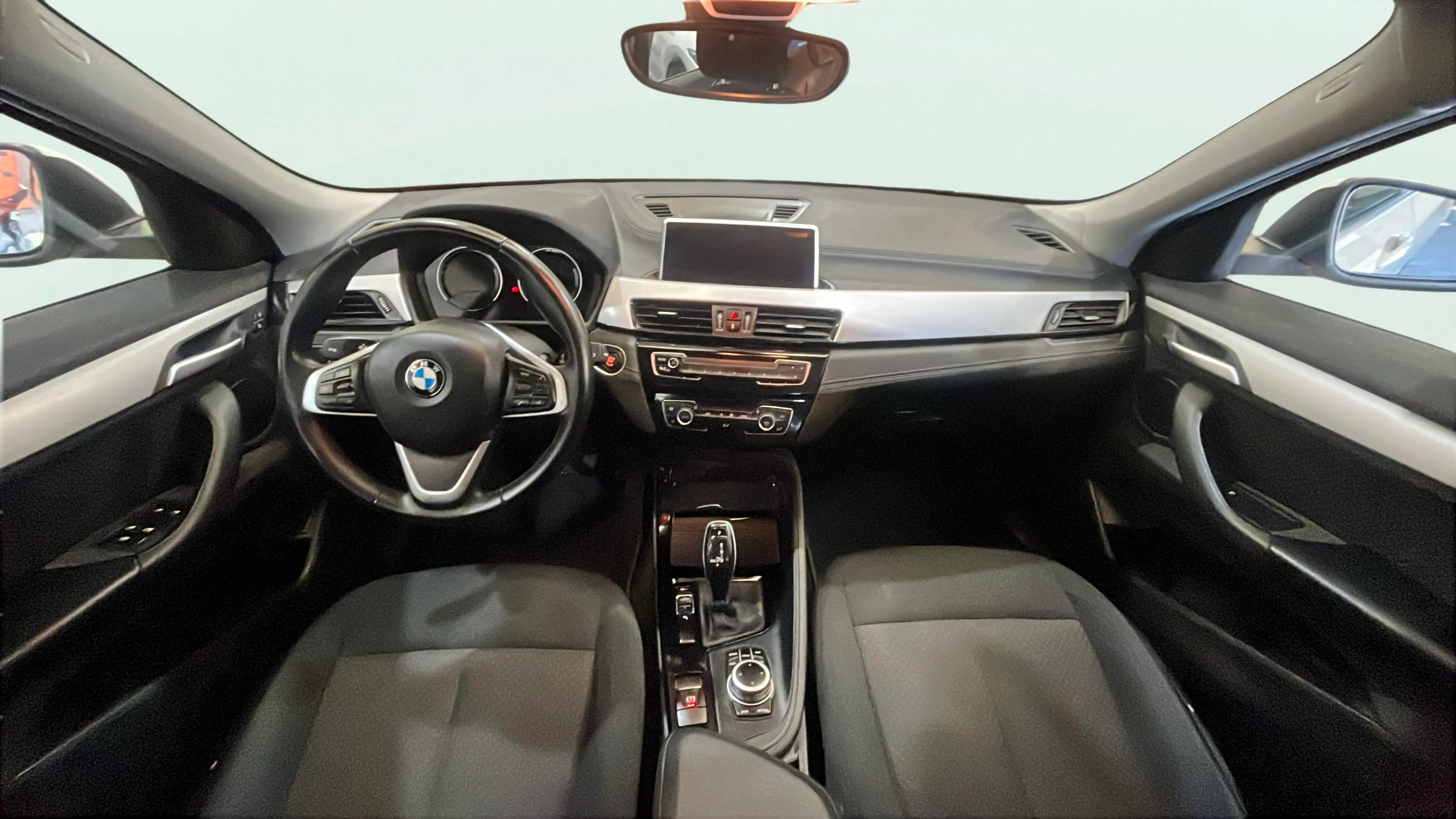 BMW X2 sDrive18d - foto 11