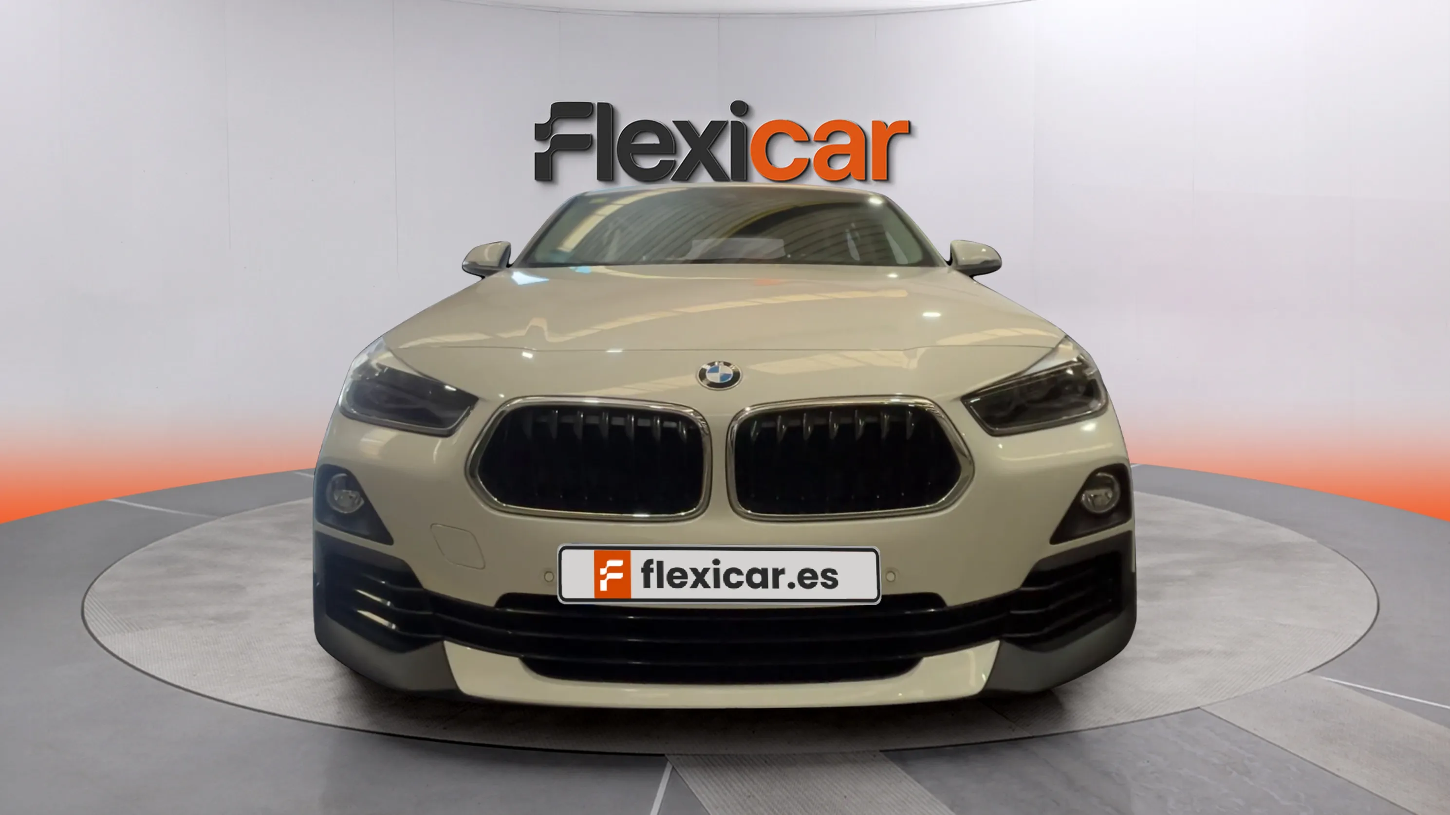 BMW X2 sDrive18d - foto 9