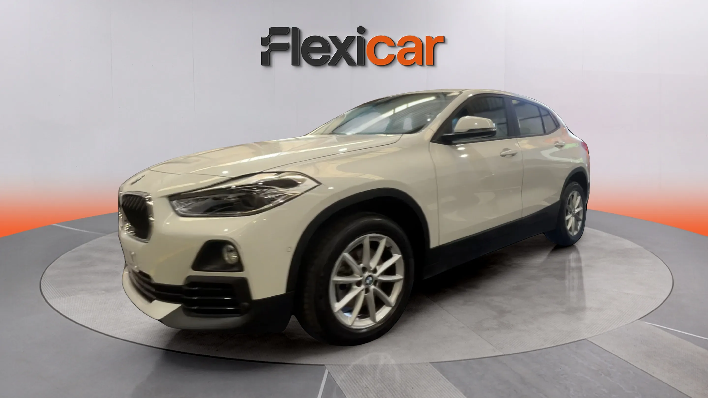 BMW X2 sDrive18d - foto 8
