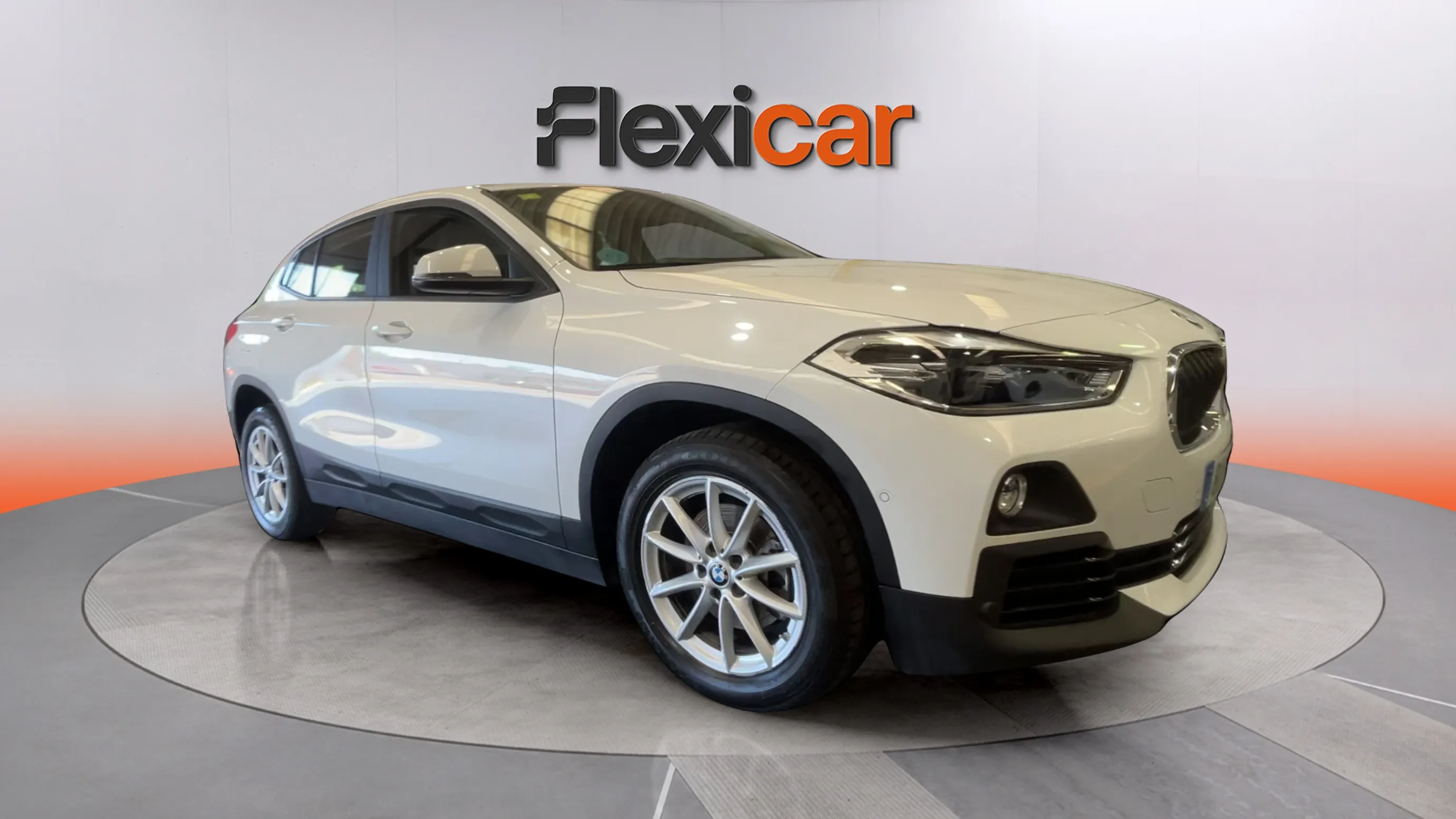 BMW X2 sDrive18d - foto 2