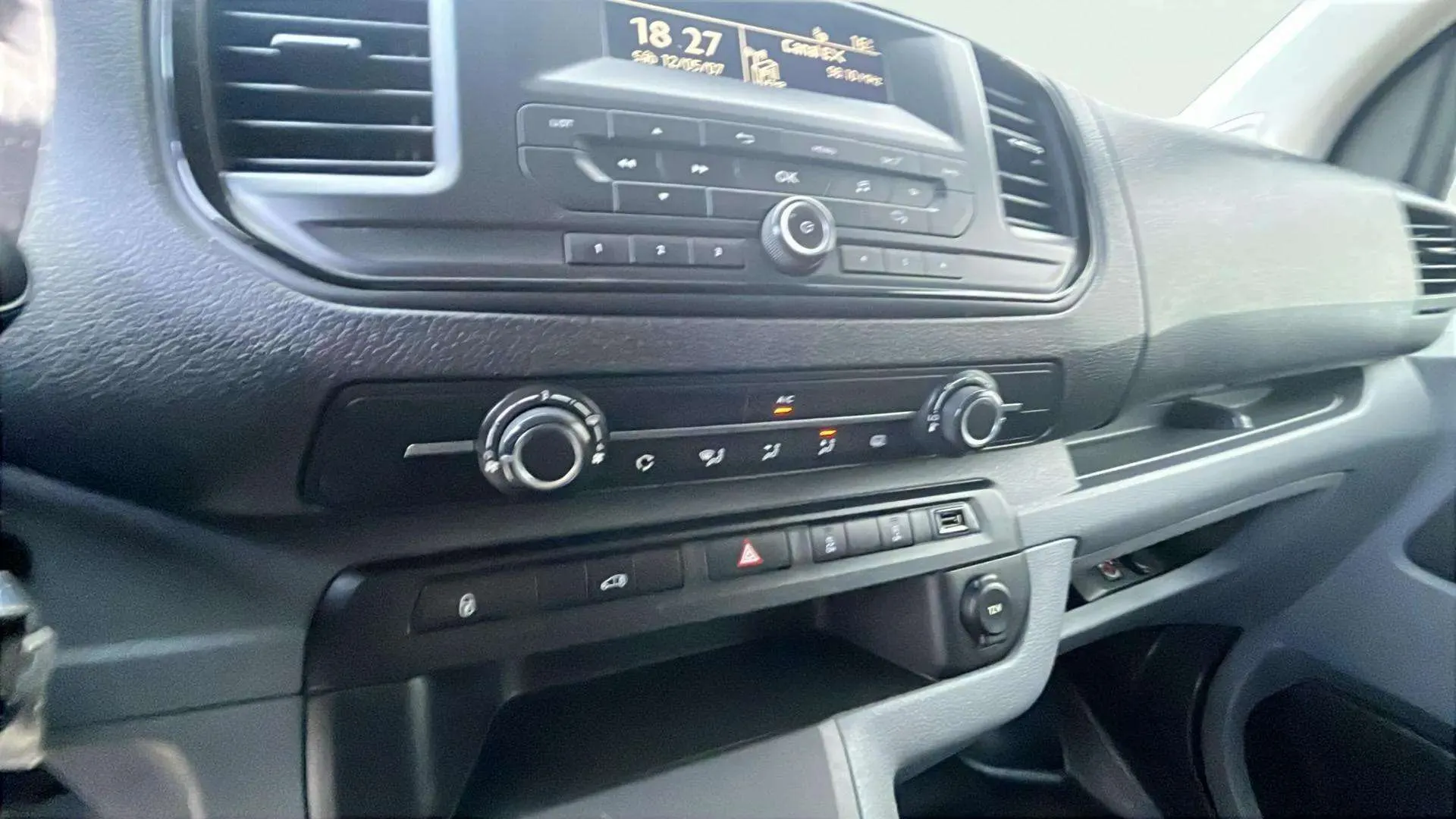 Citroën Jumpy Talla M Blue HDi - foto 15