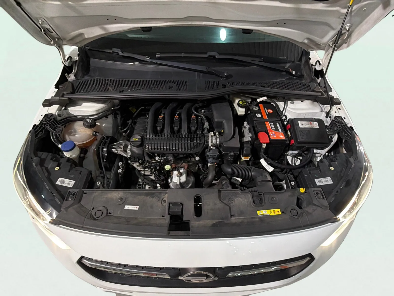 Opel Corsa 1.2 XEL Edition - foto 20