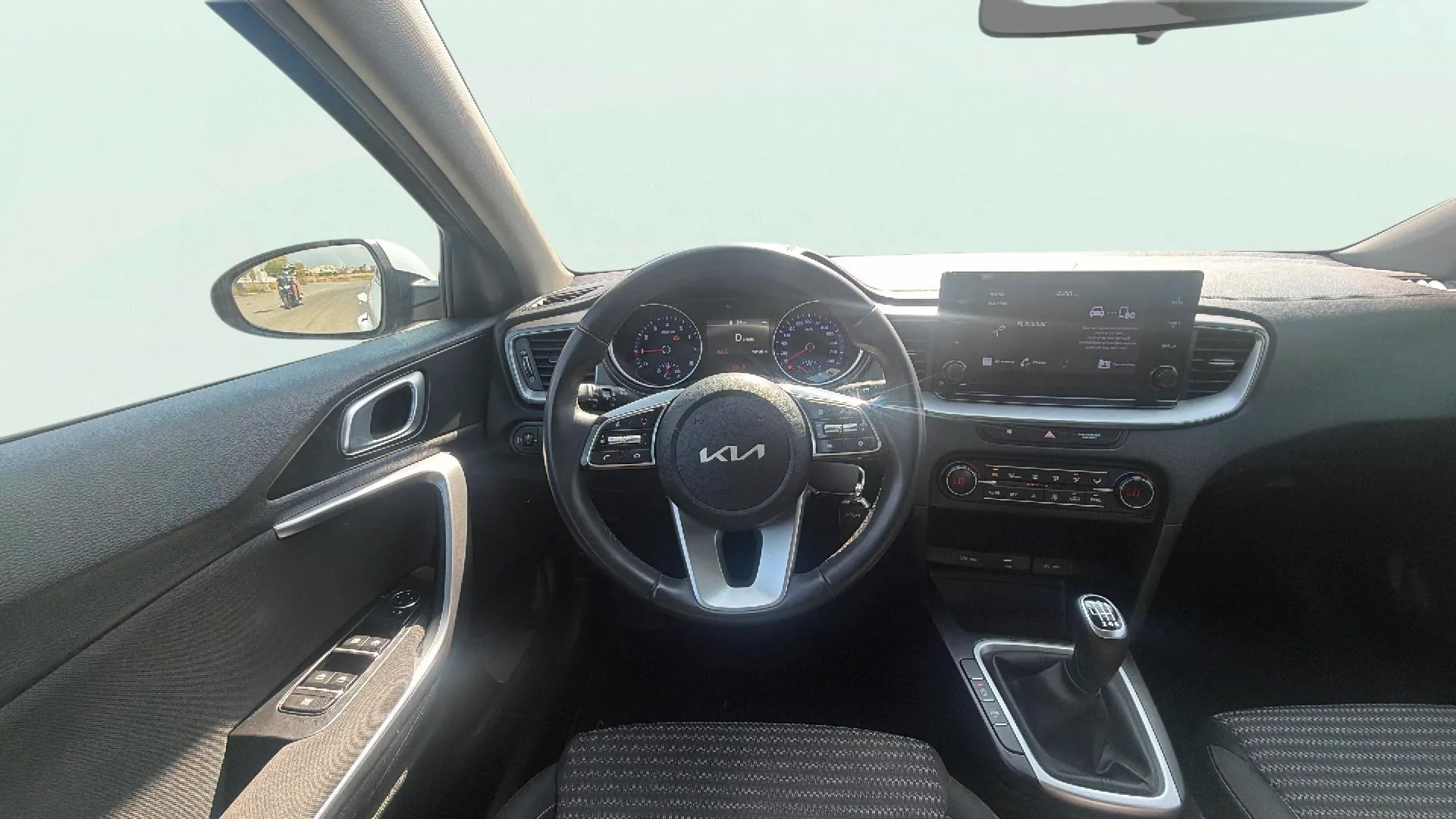 Kia XCeed 1.0 T-GDi Concept - foto 15