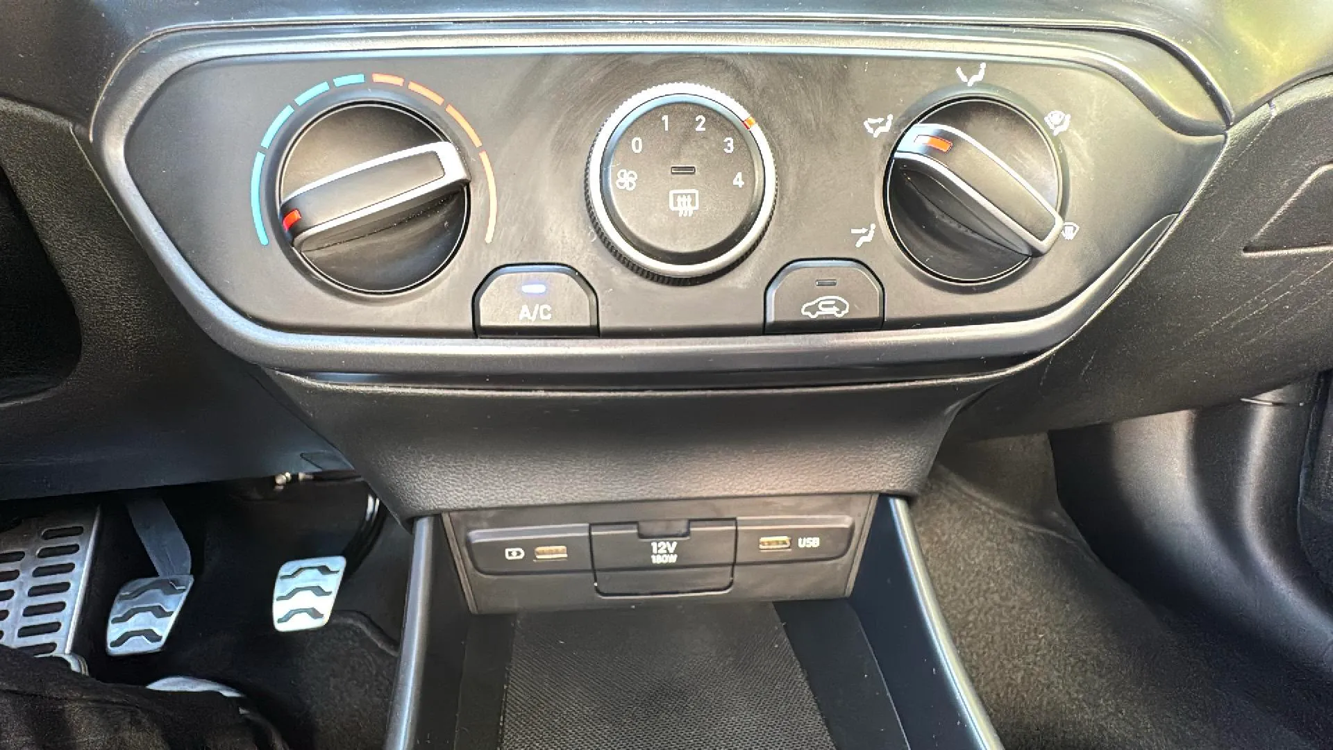 Hyundai Bayon 1.0 T-GDi 48V Maxx - foto 23