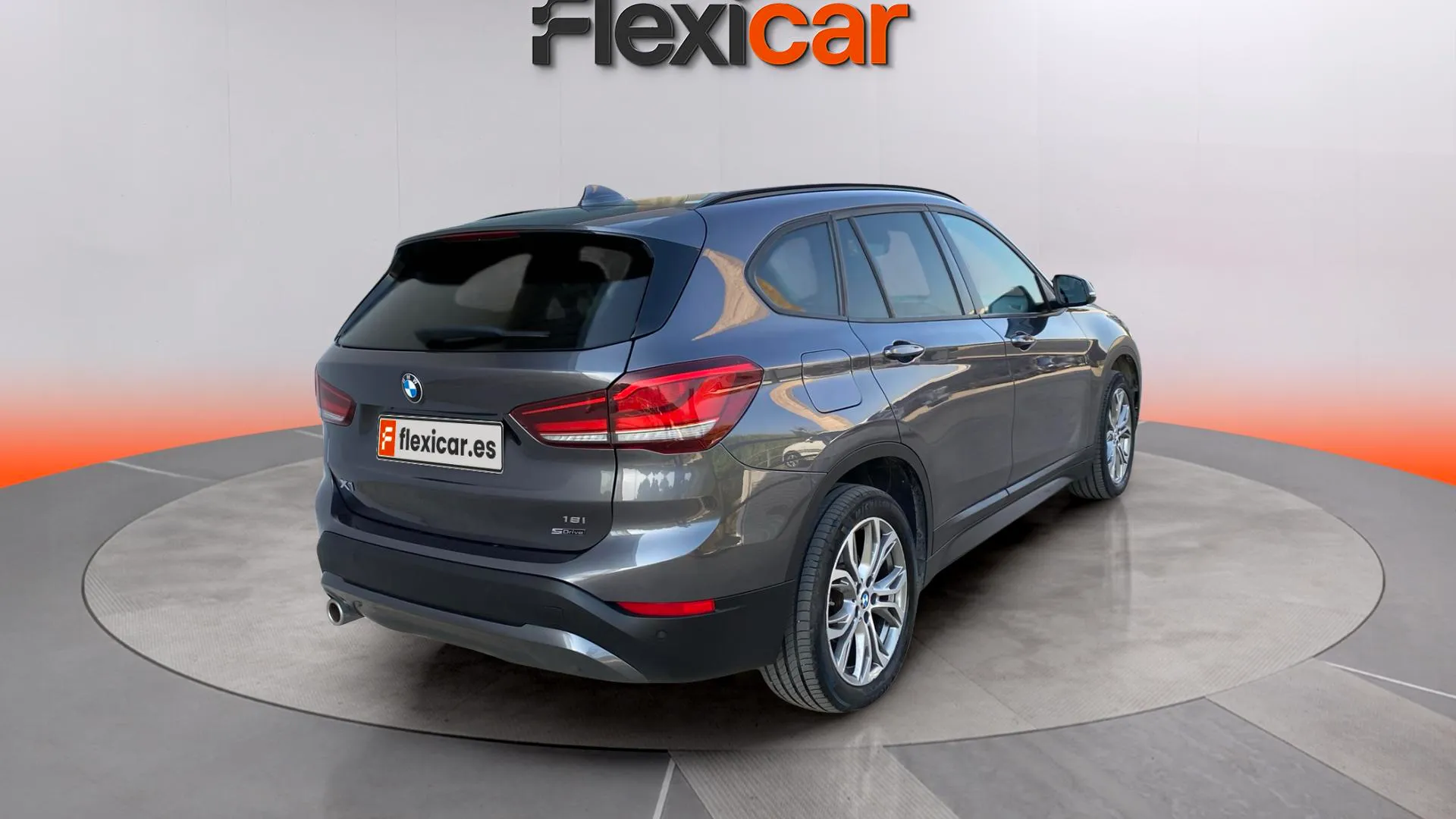 BMW X1 sDrive18i - foto 6