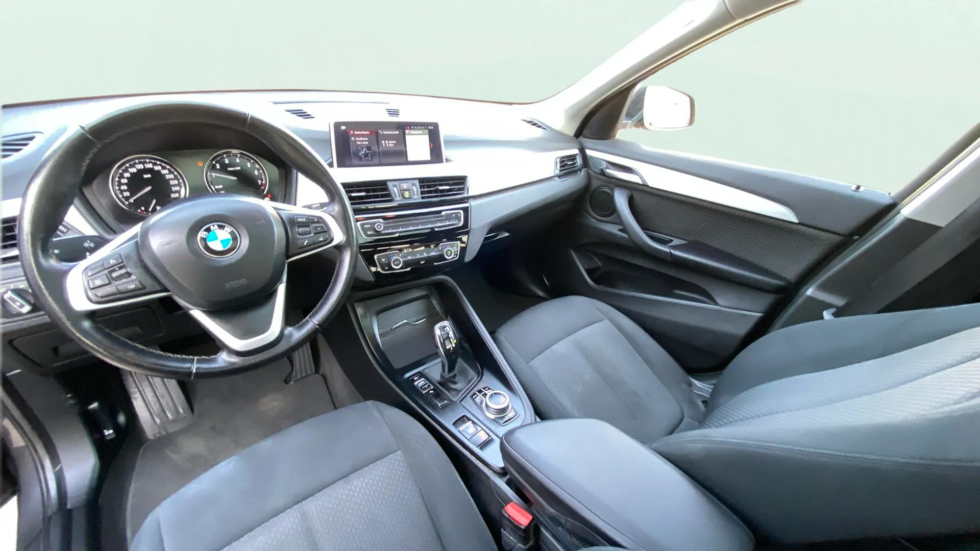 BMW X1 sDrive18i - foto 10