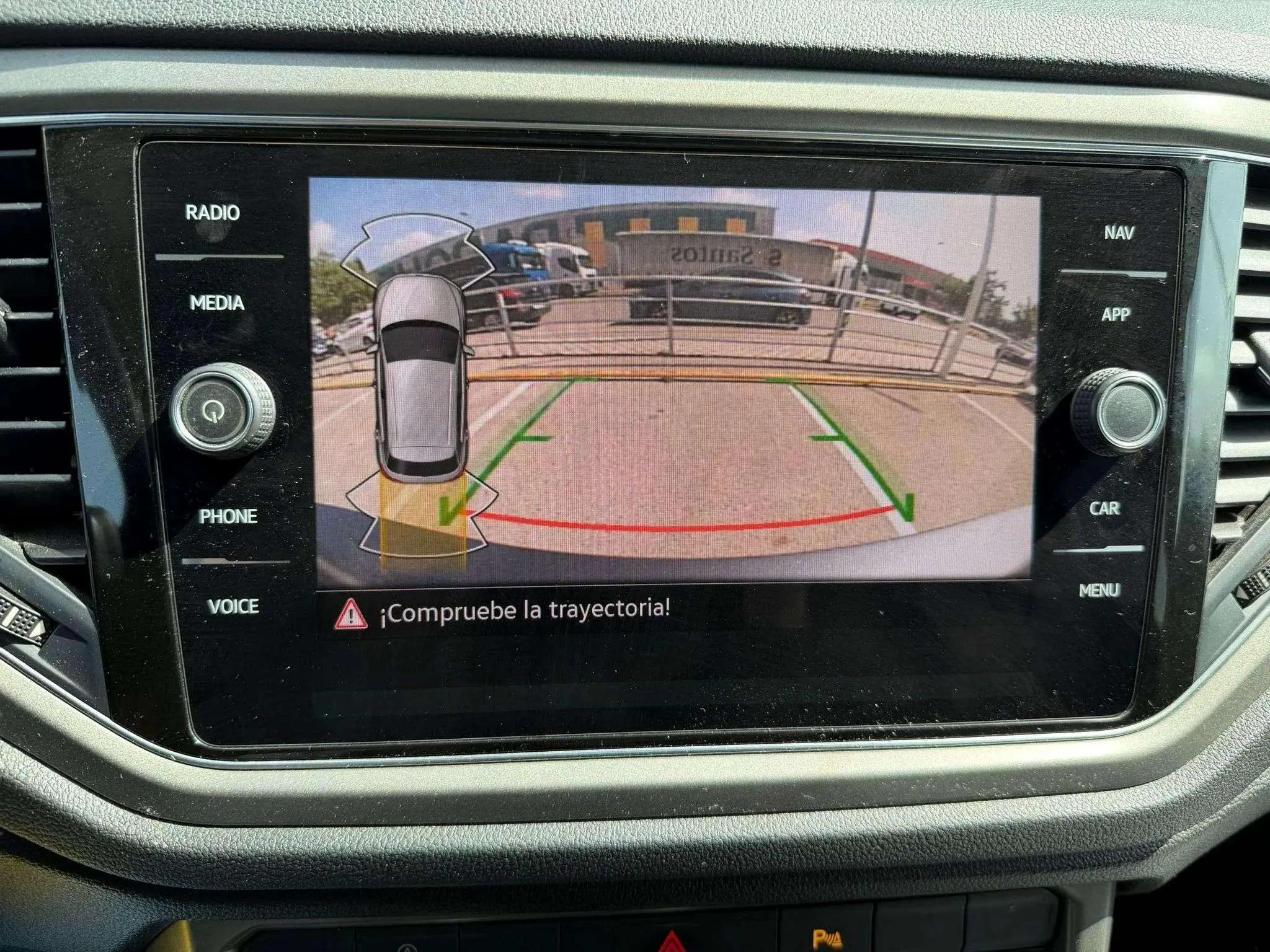 Volkswagen T-Roc Advance R-Line 1.5 TSI DSG - foto 14