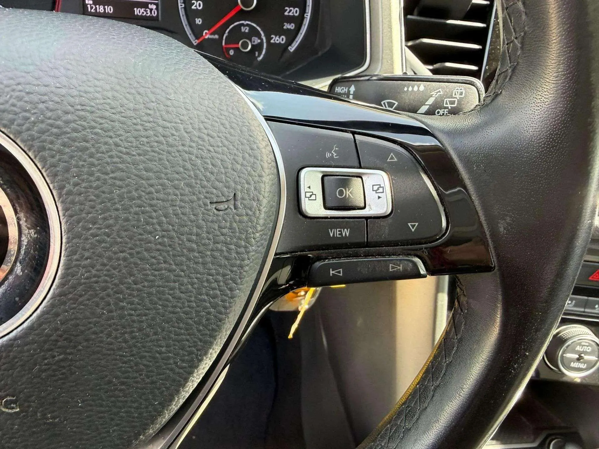 Volkswagen T-Roc Advance R-Line 1.5 TSI DSG - foto 11