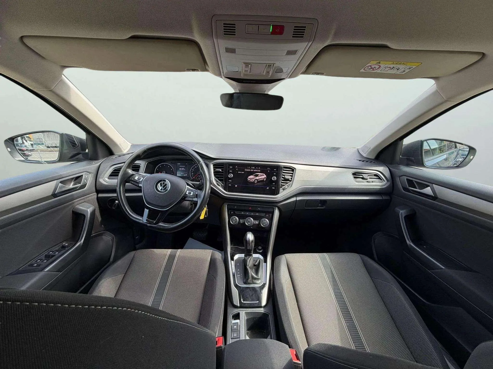 Volkswagen T-Roc Advance R-Line 1.5 TSI DSG - foto 9