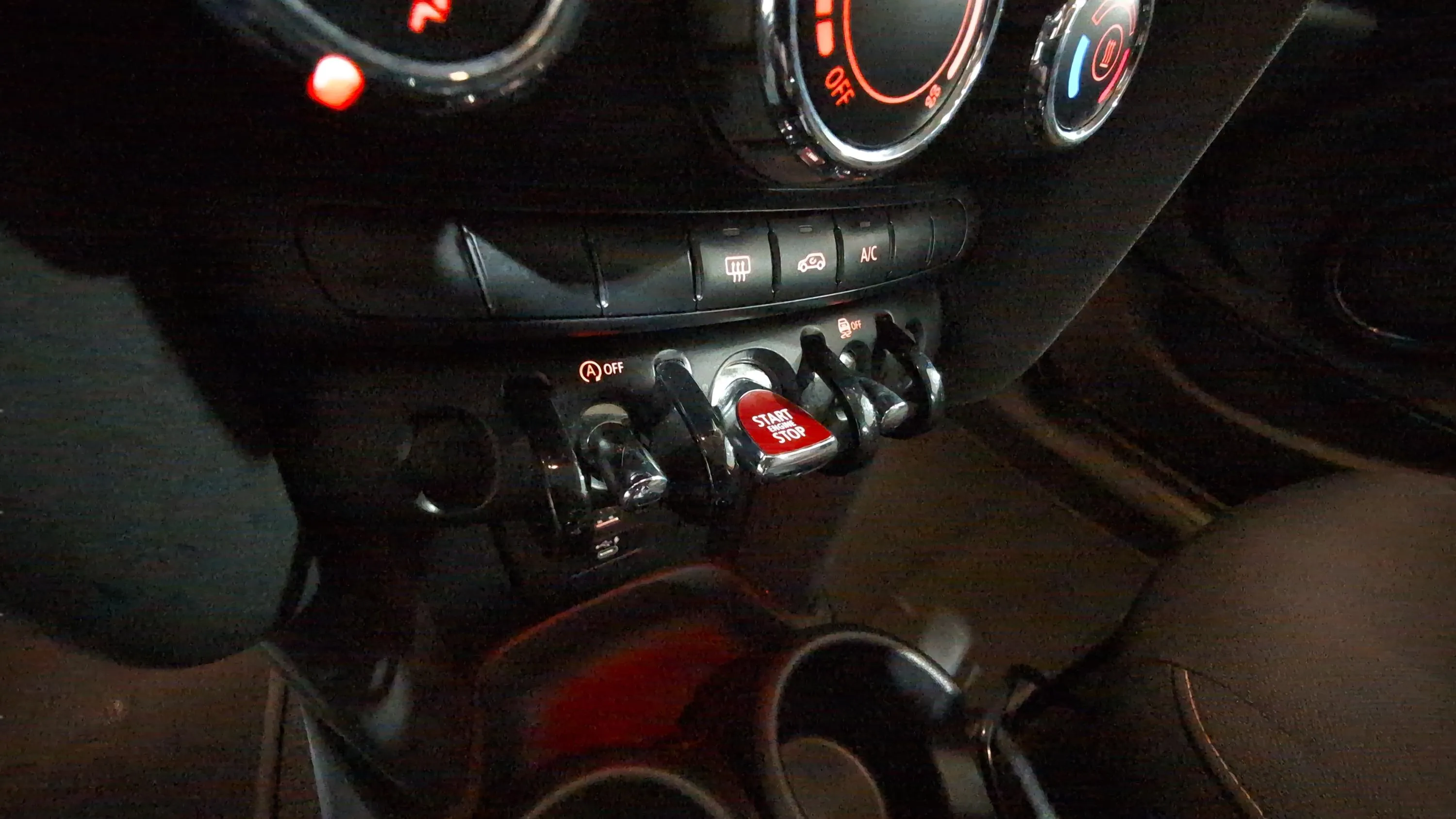 MINI Cooper One - foto 17