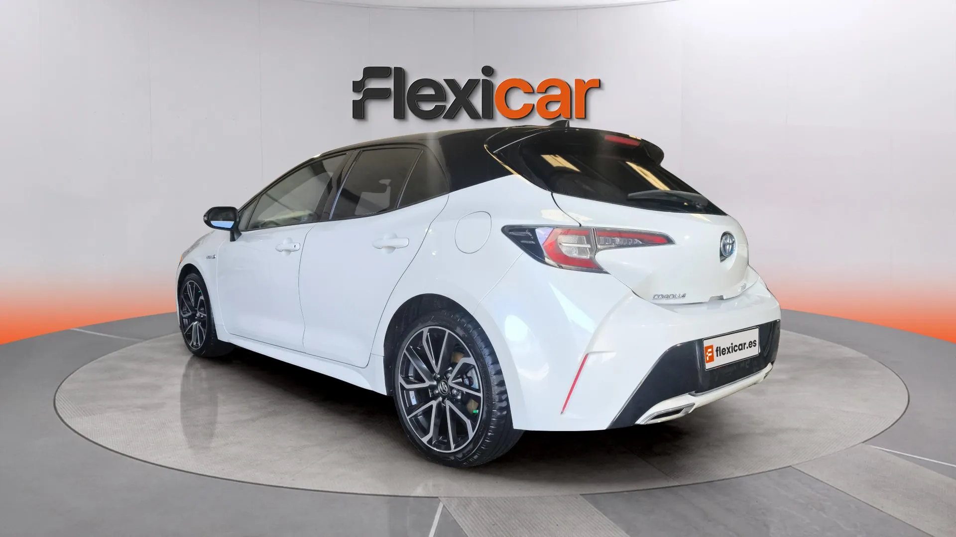 Toyota Corolla 2.0 180H Advance E-CVT - foto 7