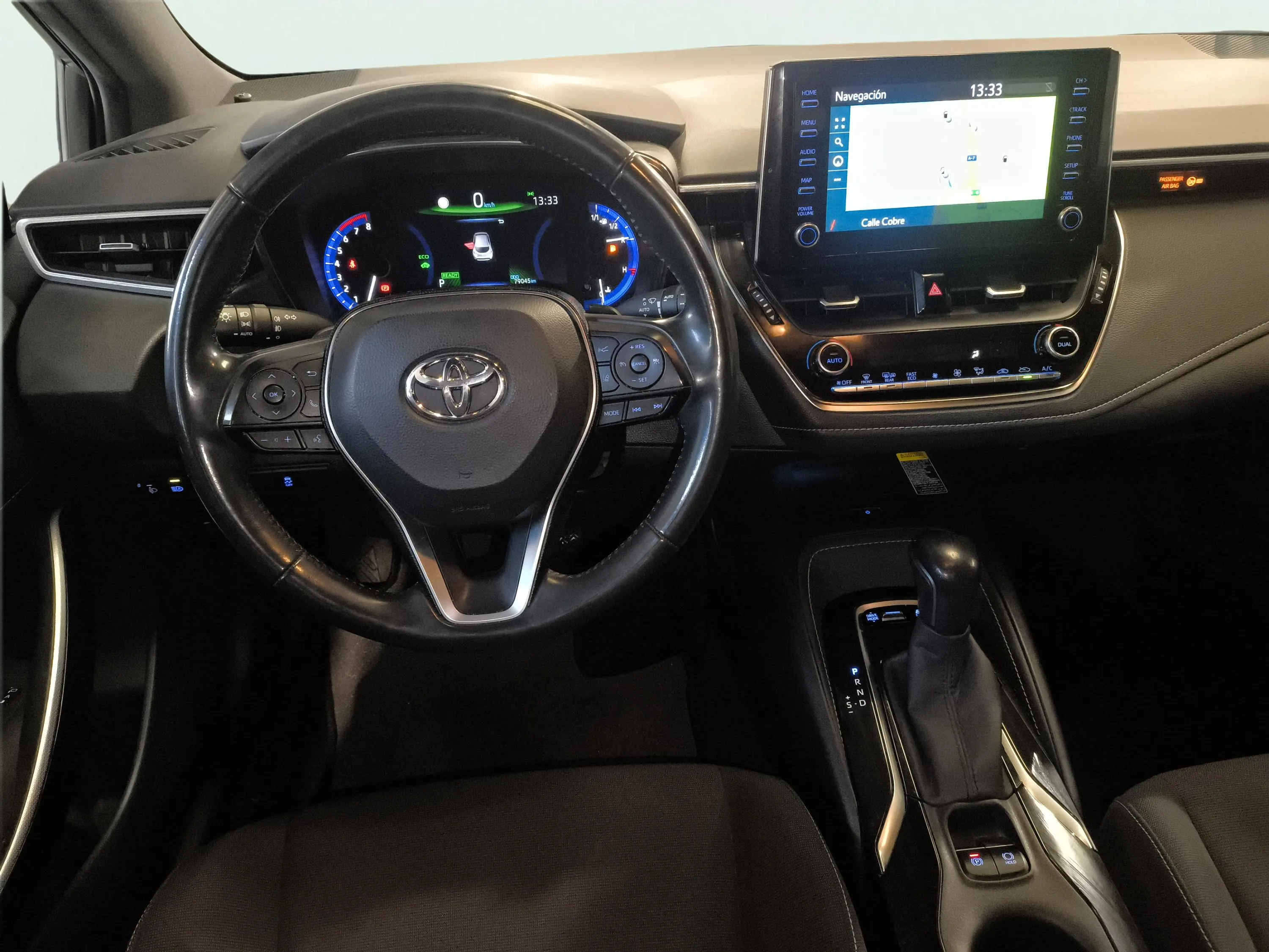 Toyota Corolla 2.0 180H Advance E-CVT - foto 8