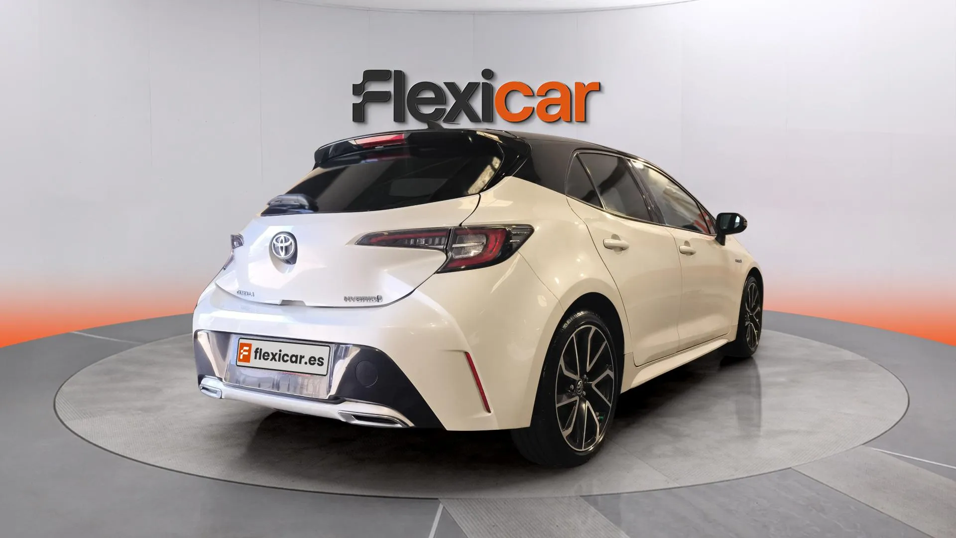Toyota Corolla 2.0 180H Advance E-CVT - foto 5