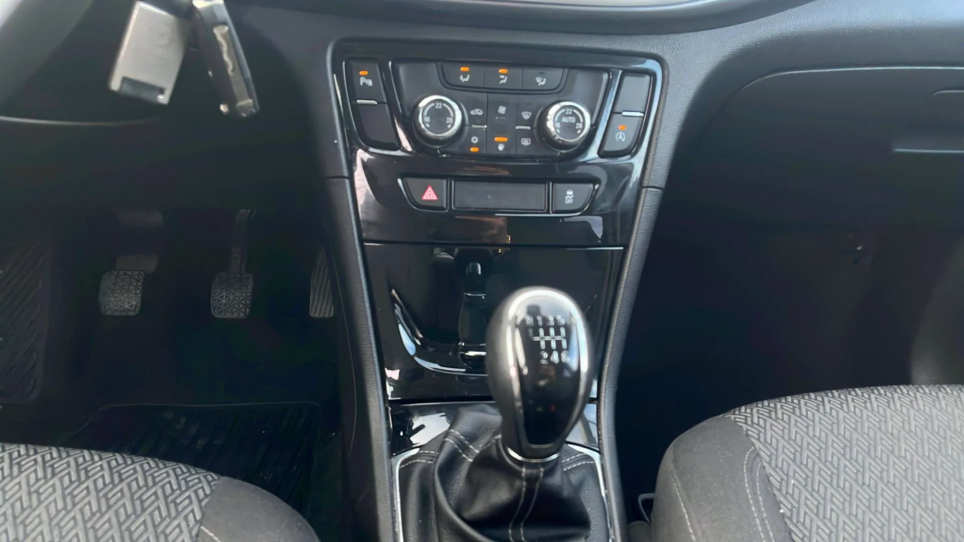 Opel Mokka 1.4 T 4x2 Excellence - foto 19