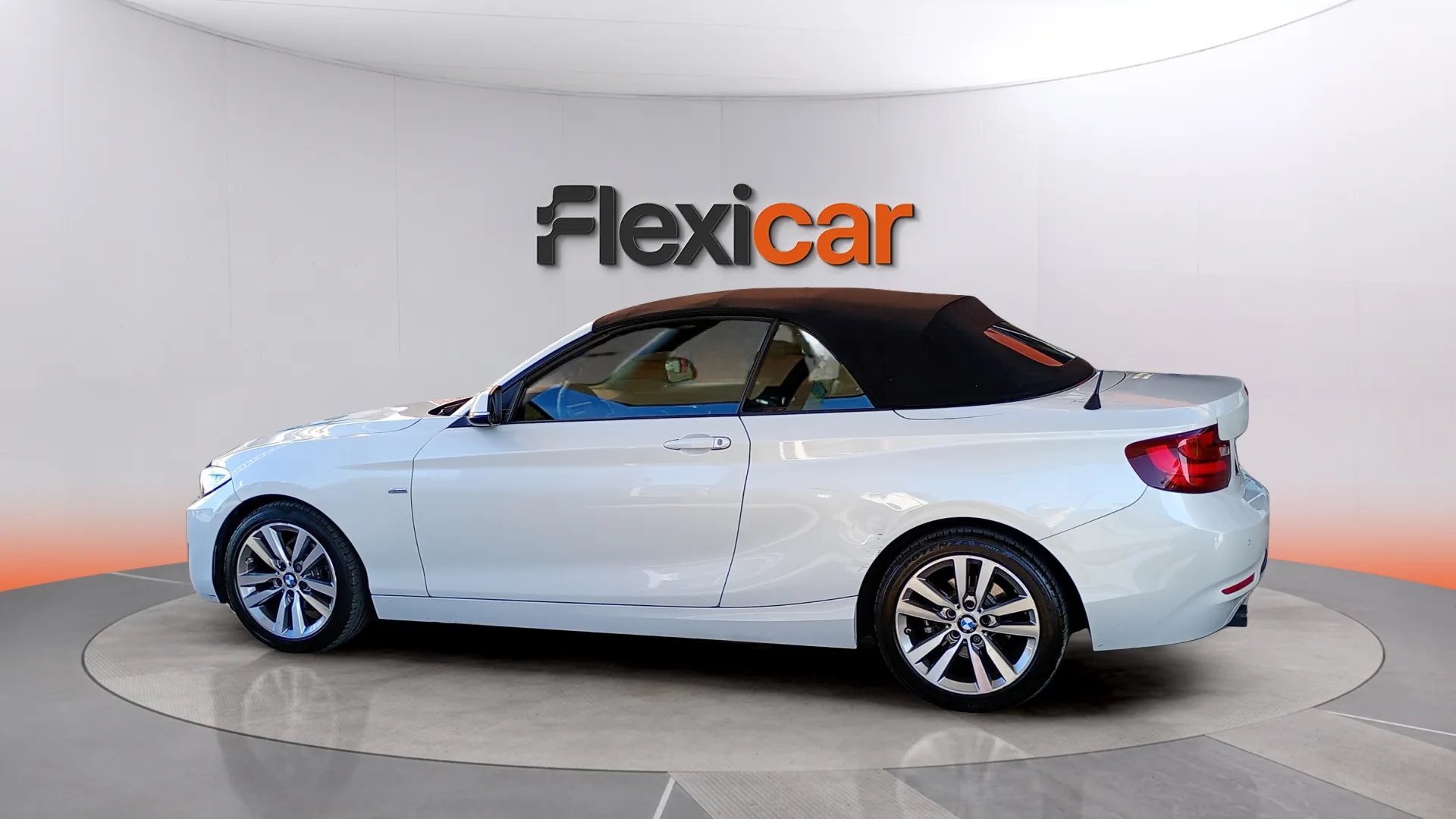 BMW Serie 2 218d - foto 7