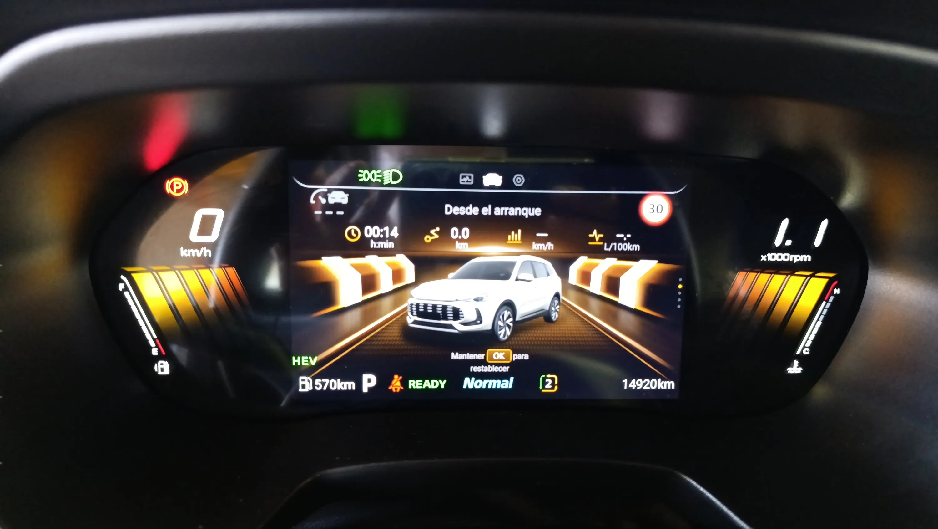 MG ZS Hybrid+ Comfort - foto 16