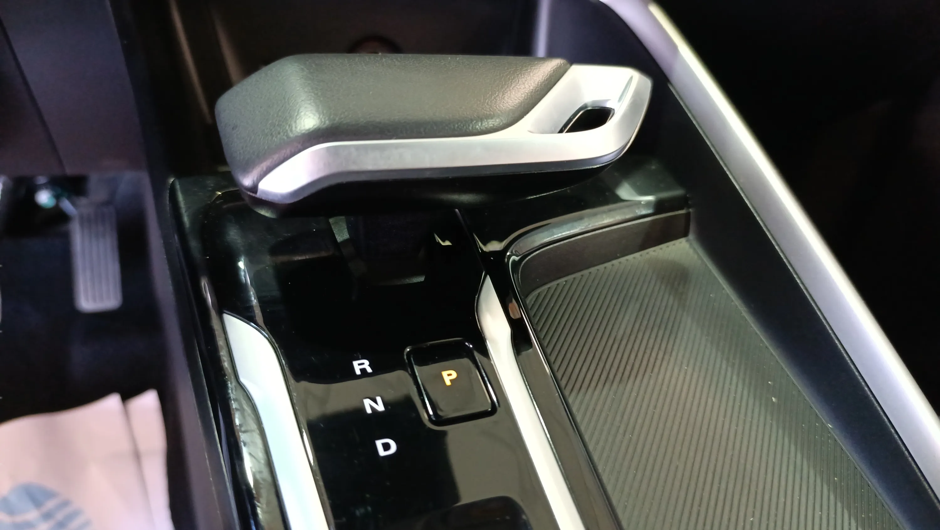MG ZS Hybrid+ Comfort - foto 26