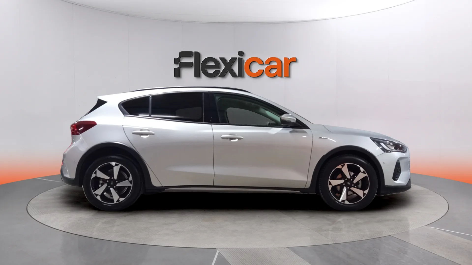 Ford Focus 1.0 EcoBoost MHEV Active - foto 3