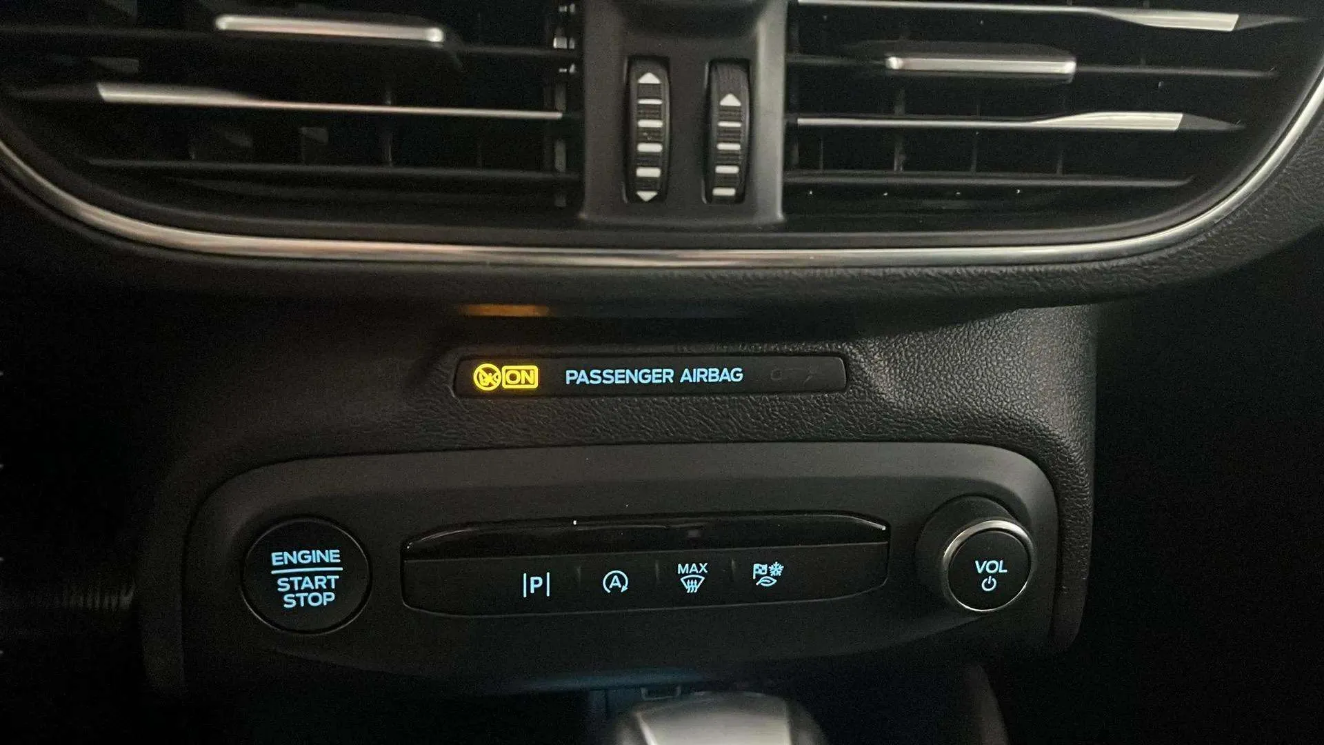 Ford Focus 1.0 EcoBoost MHEV Active Des. SIP - foto 19