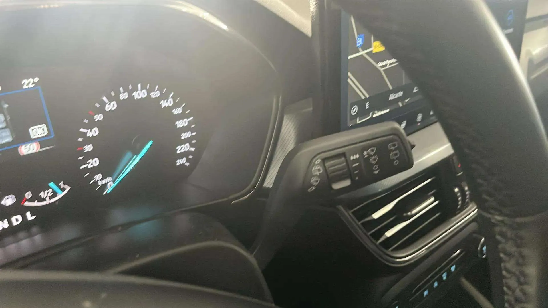 Ford Focus 1.0 EcoBoost MHEV Active Des. SIP - foto 16