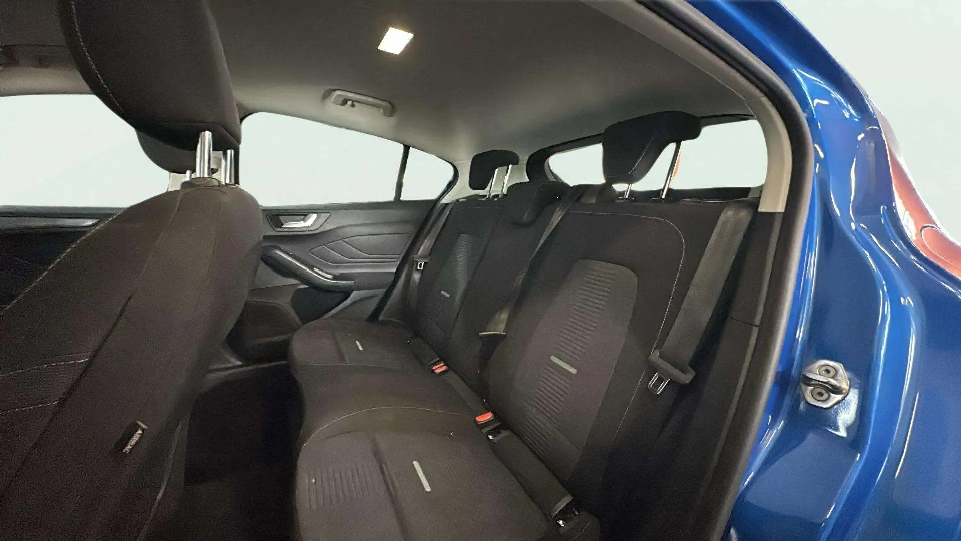 Ford Focus 1.0 EcoBoost MHEV Active Des. SIP - foto 17