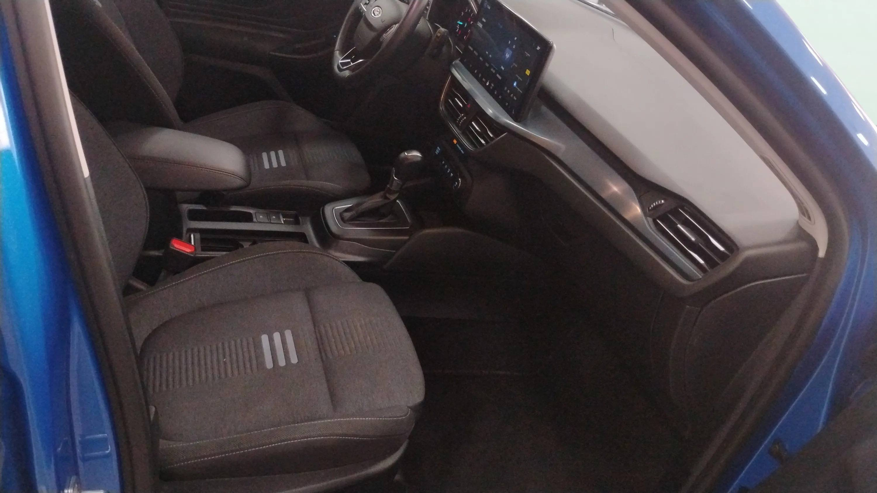 Ford Focus 1.0 EcoBoost MHEV Active Des. SIP - foto 11