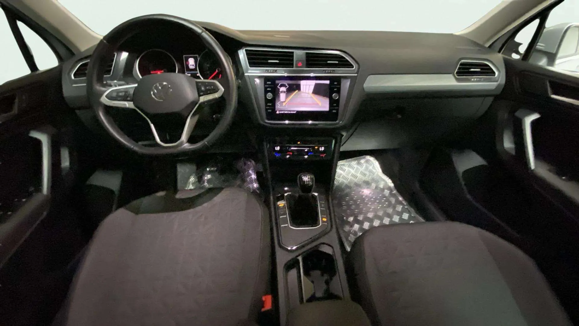 Volkswagen Tiguan Urban Sport 2.0 TDI - foto 6