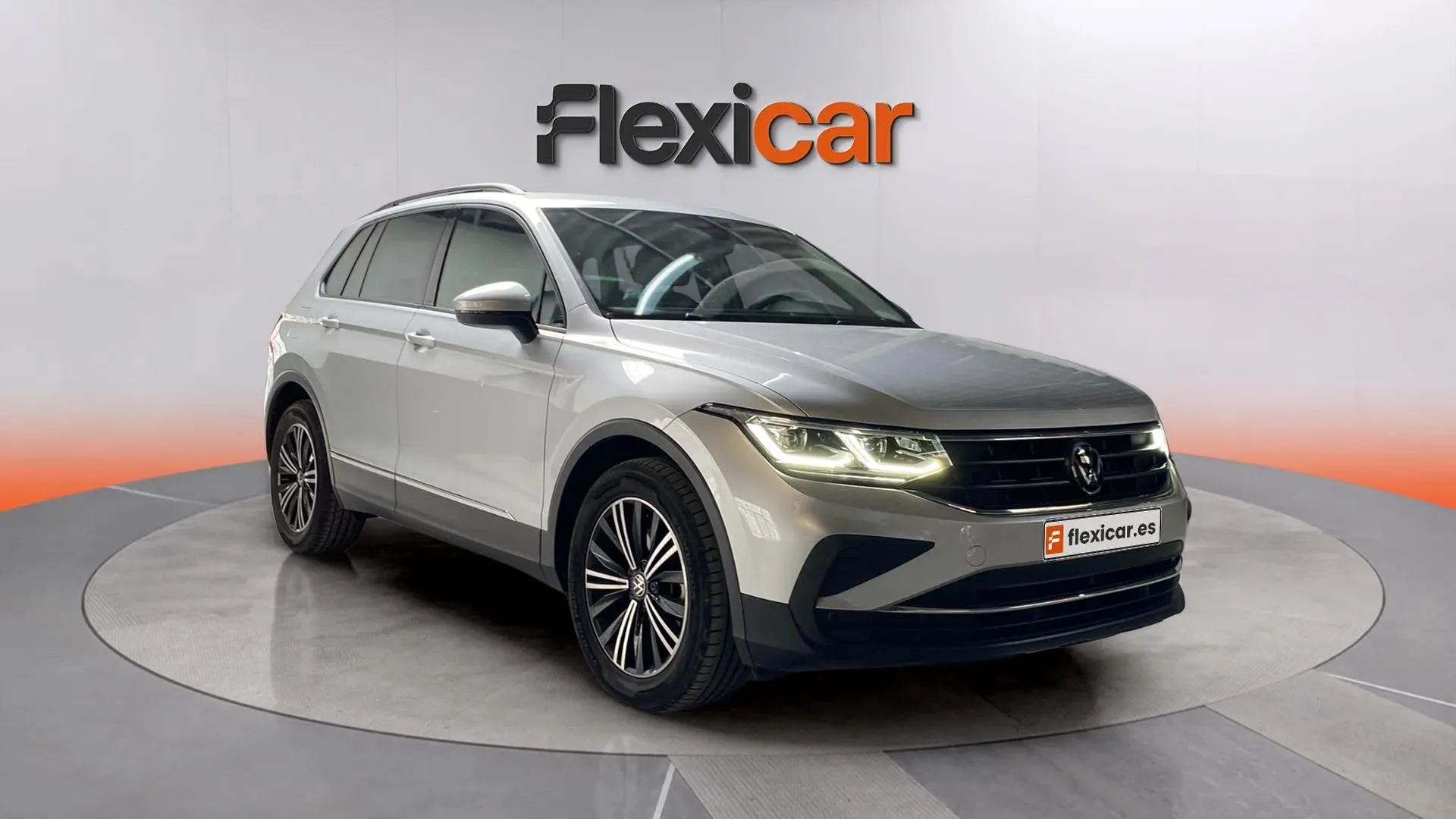 Volkswagen Tiguan Urban Sport 2.0 TDI