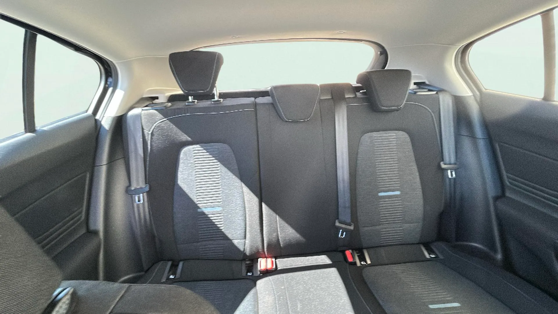 Ford Focus 1.0 Ecob. MHEV Active Des. SIP - foto 21