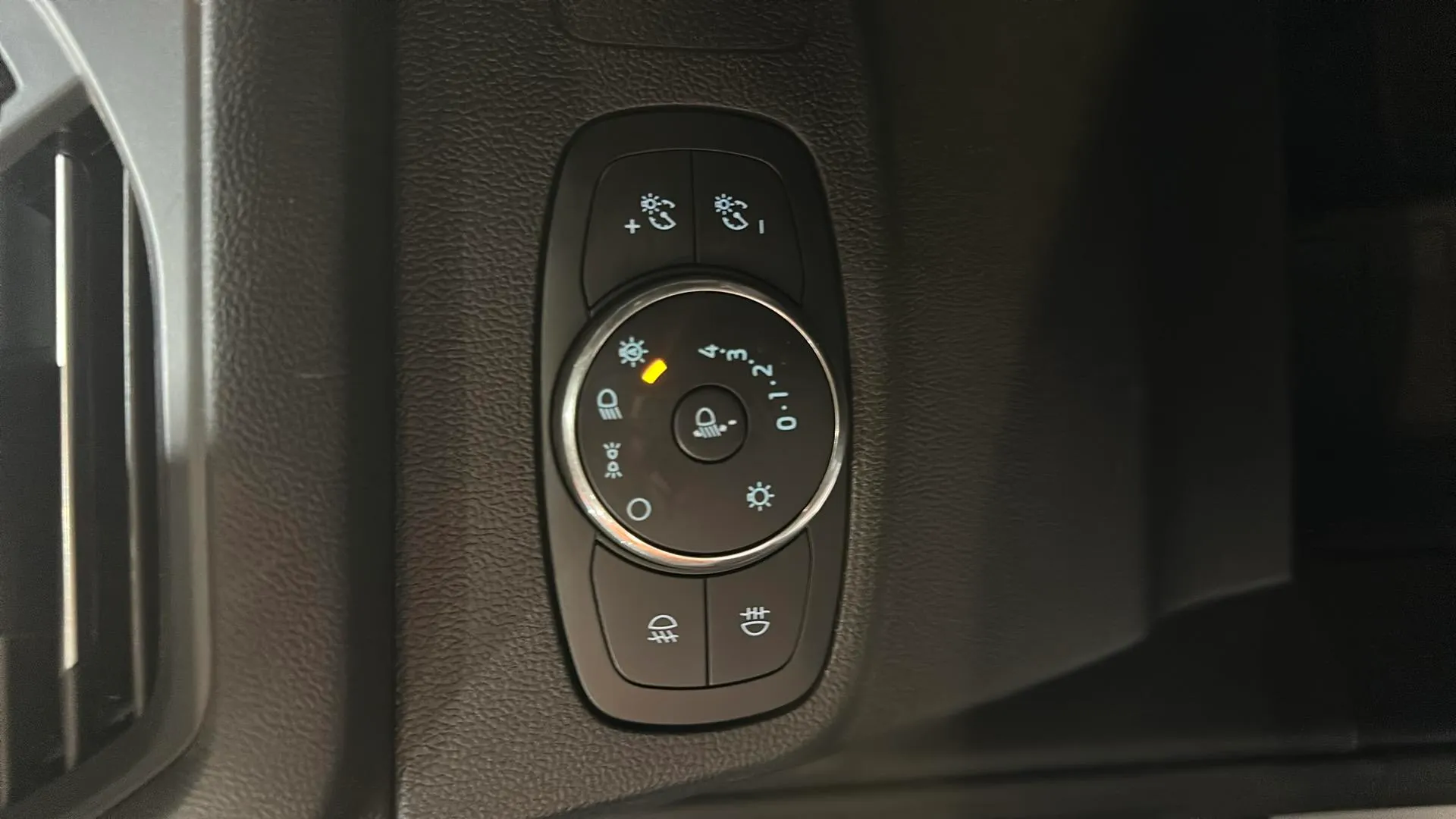Ford Focus 1.0 EcoBoost MHEV Active Des. SIP - foto 15