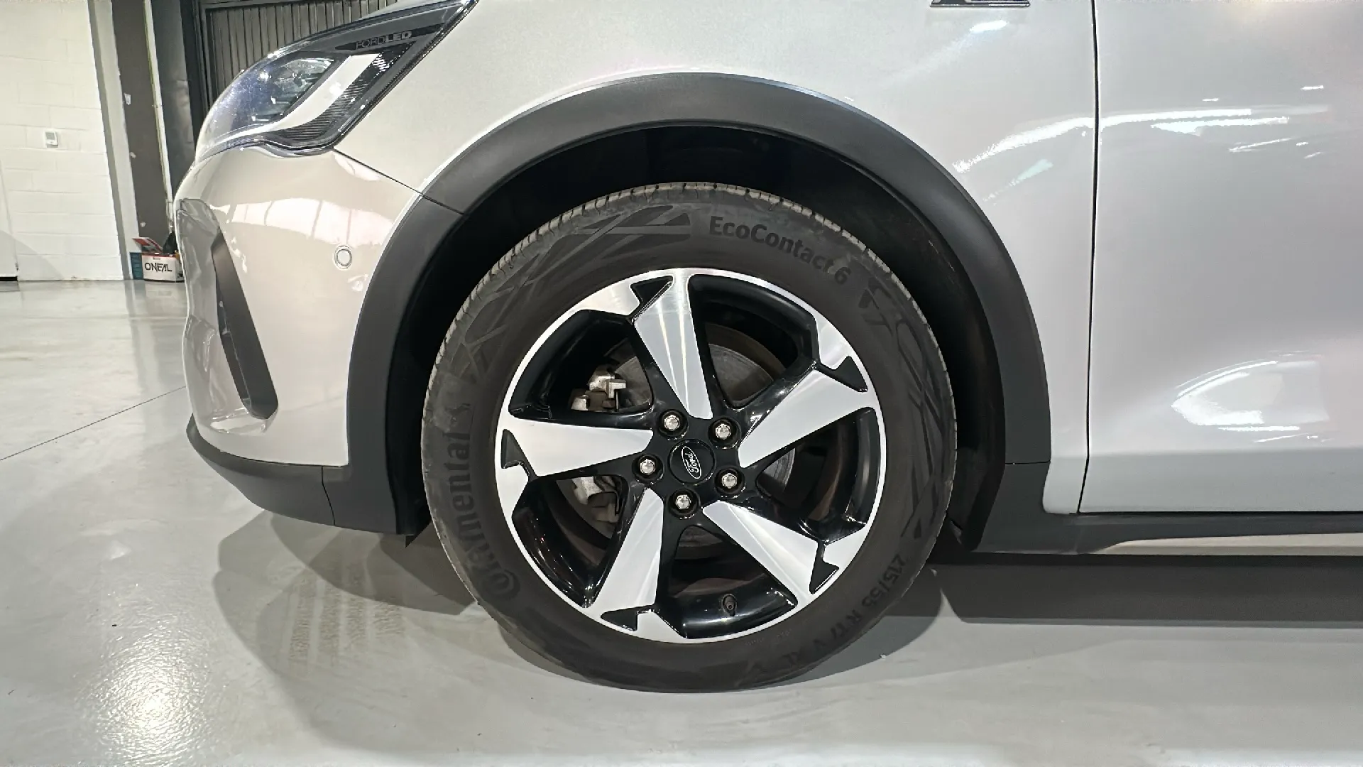 Ford Focus 1.0 EcoBoost MHEV Active Des. SIP - foto 24