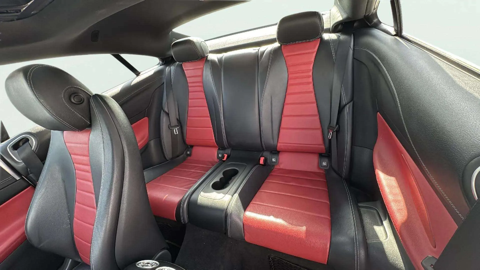 Mercedes-Benz Clase E Coupé E 220 d - foto 14