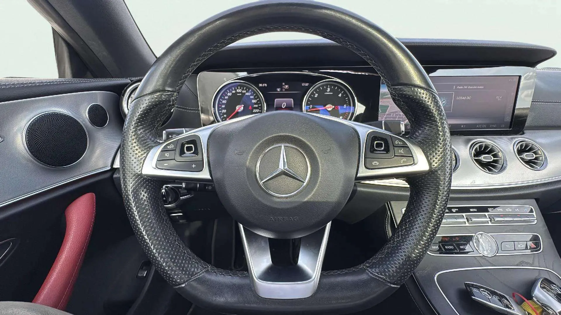 Mercedes-Benz Clase E Coupé E 220 d - foto 10