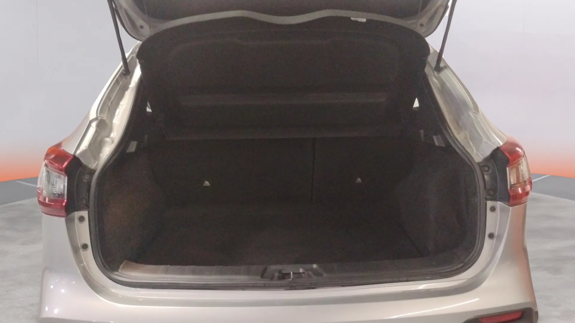 Nissan Qashqai DIG-T E6D N-Style - foto 13