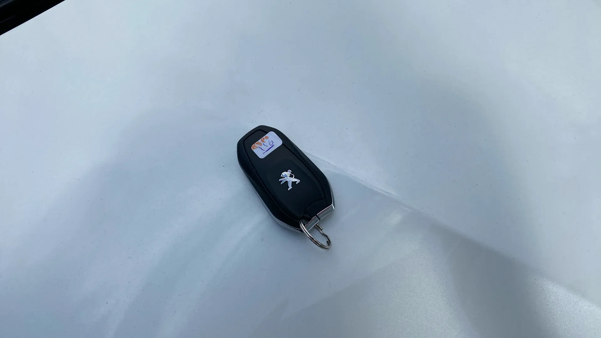 Peugeot 3008 1.2 PureTech Allure Pack - foto 27