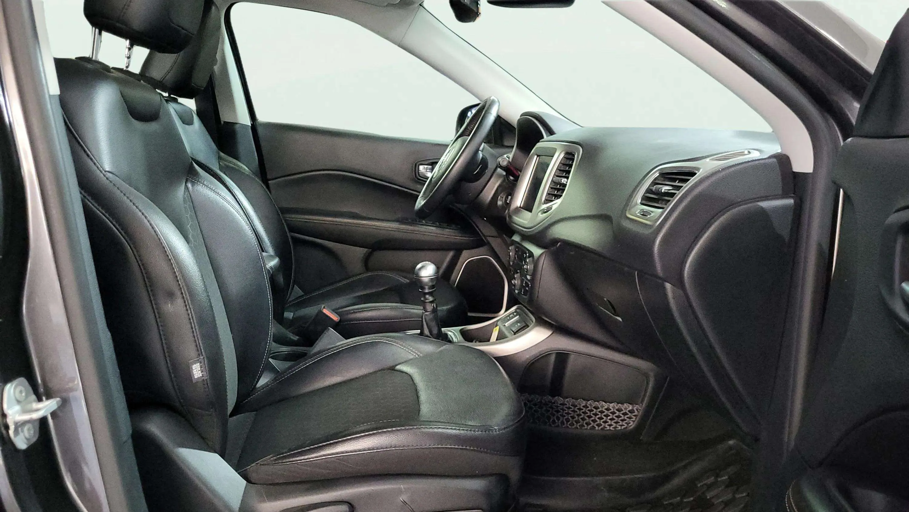 Jeep Compass 1.4 Mair Longitude 4x2 - foto 9