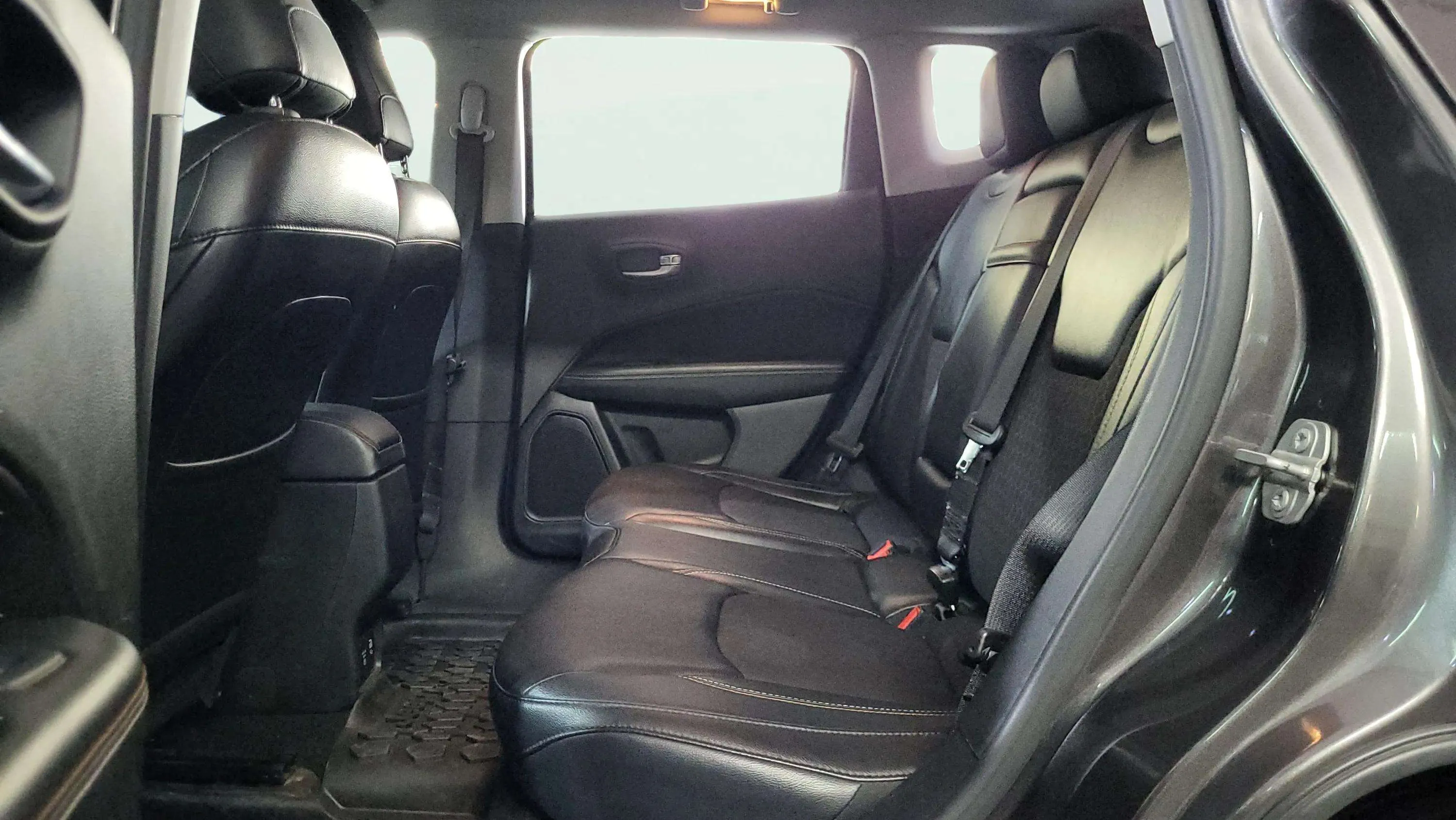 Jeep Compass 1.4 Mair Longitude 4x2 - foto 8