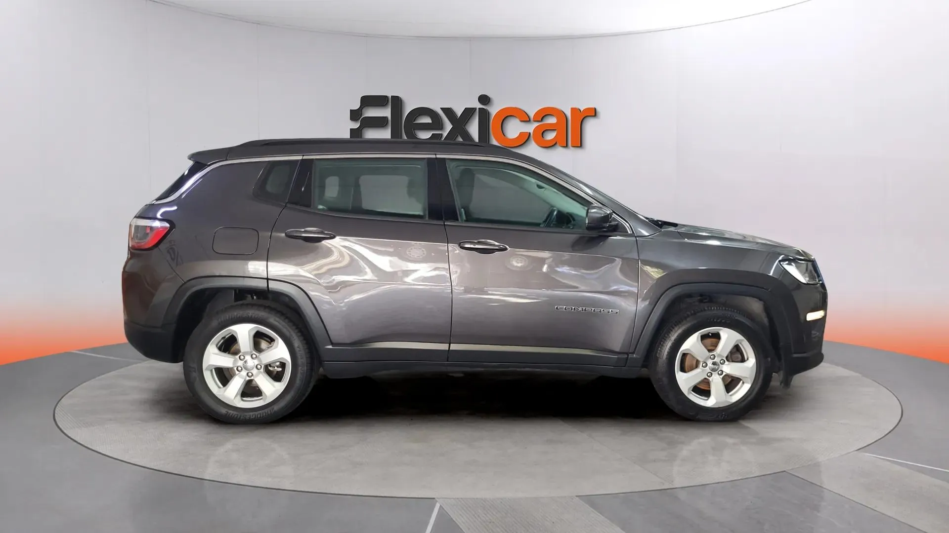 Jeep Compass 1.4 Mair Longitude 4x2 - foto 5