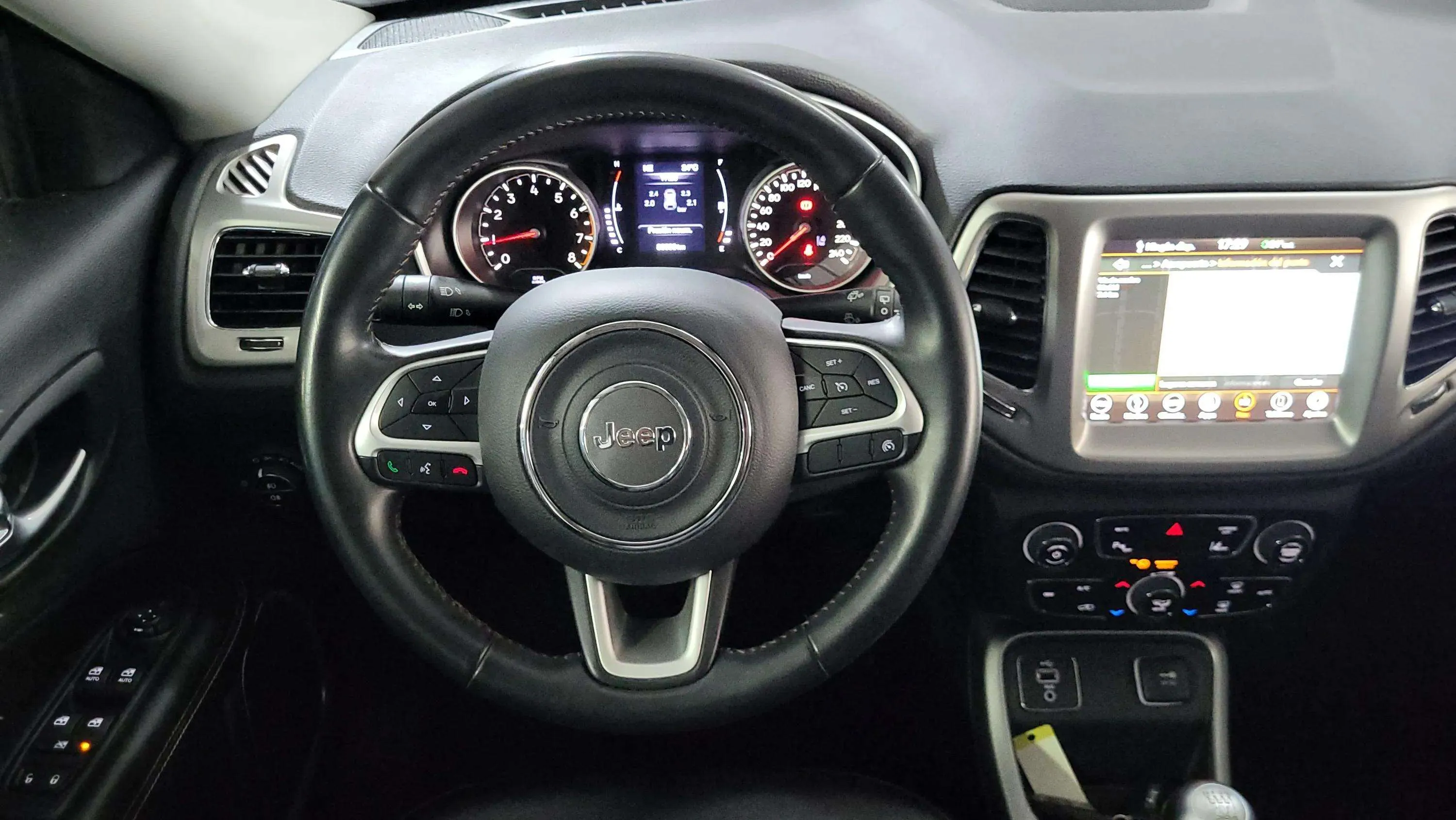 Jeep Compass 1.4 Mair Longitude 4x2 - foto 15