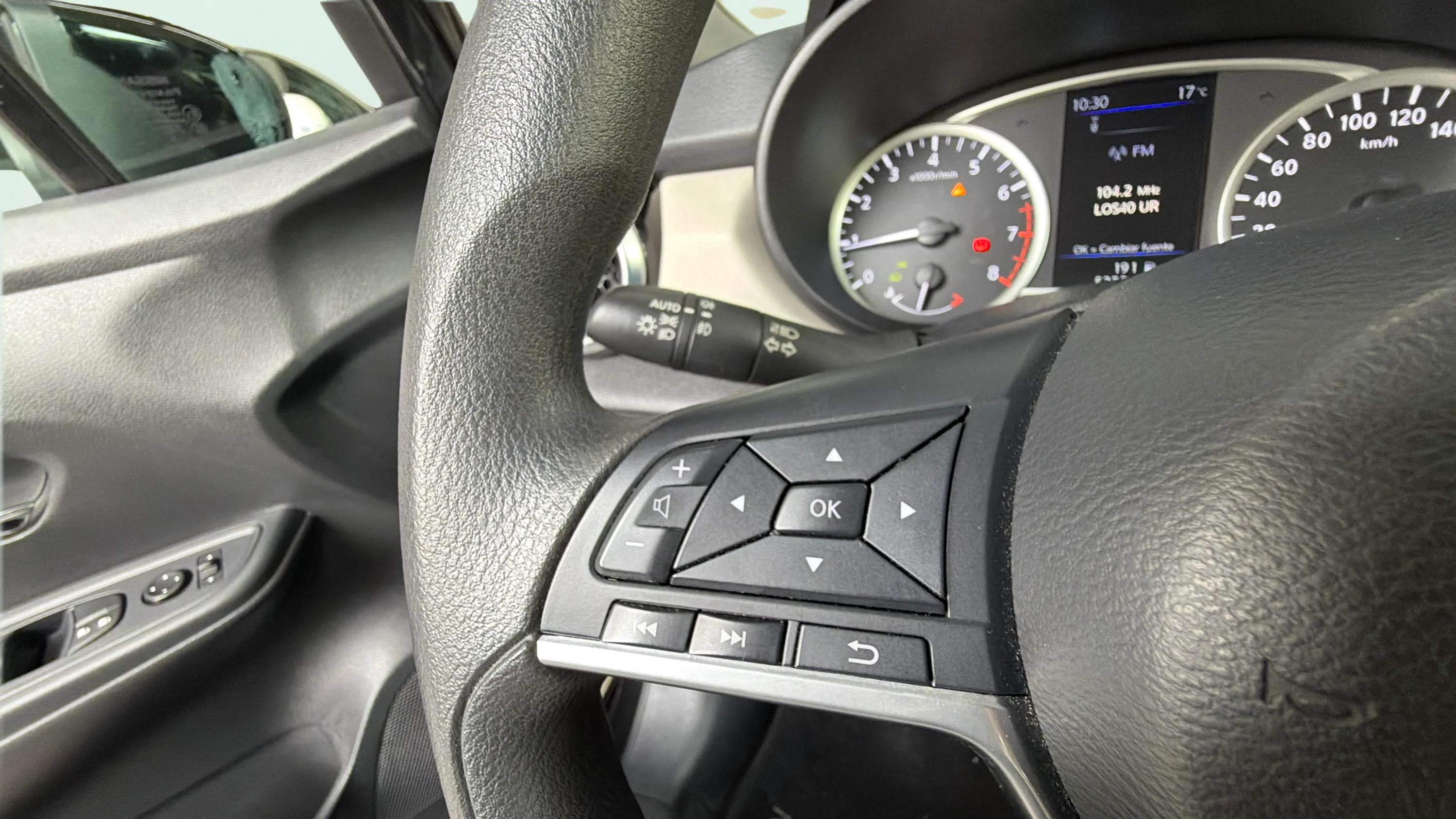 Nissan Micra IG-T E6D N-Connecta - foto 12
