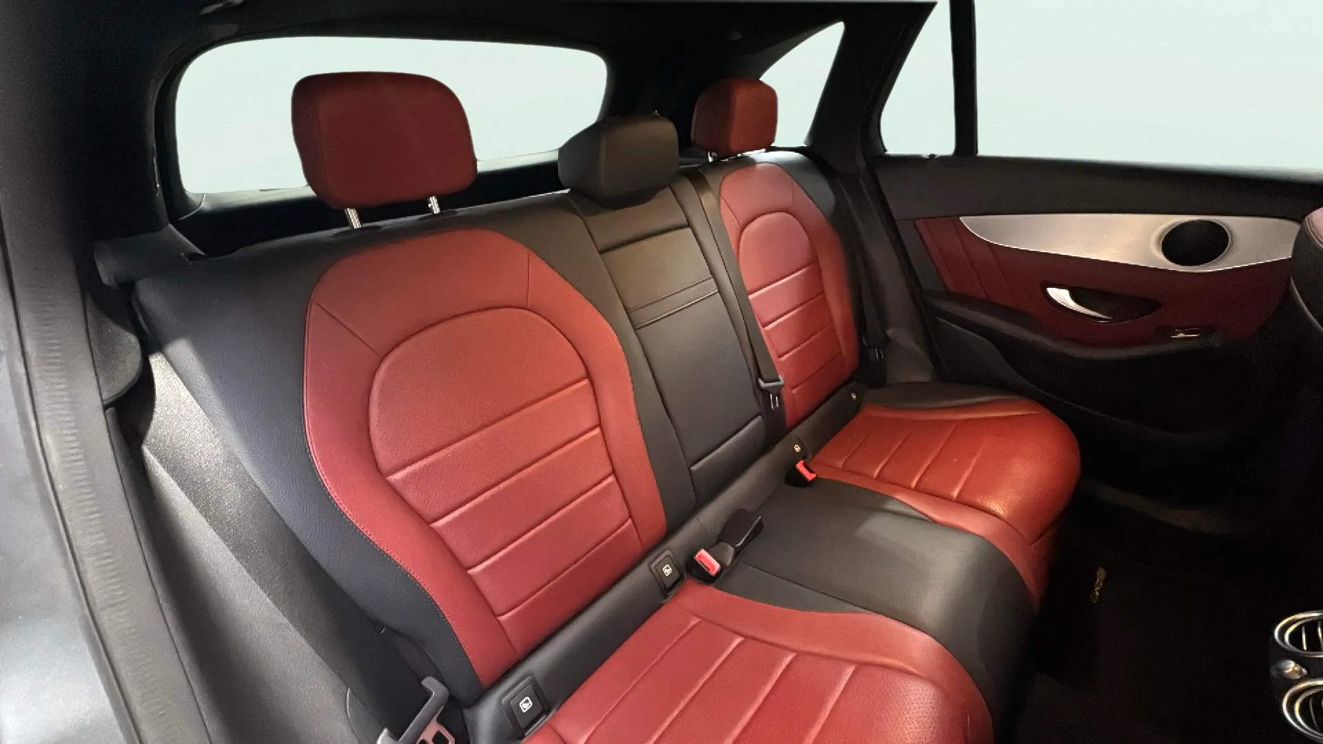 Mercedes-Benz GLC 200 d 4MATIC - foto 12