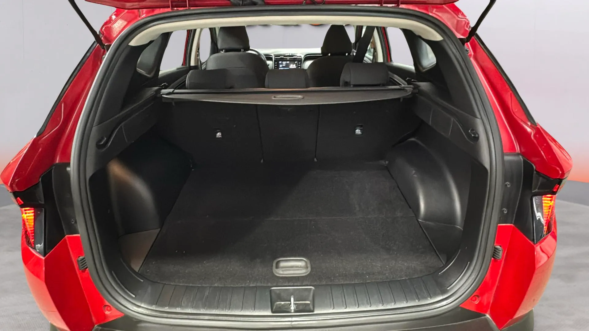 Hyundai Tucson 1.6 T-GDi HEV Maxx - foto 23